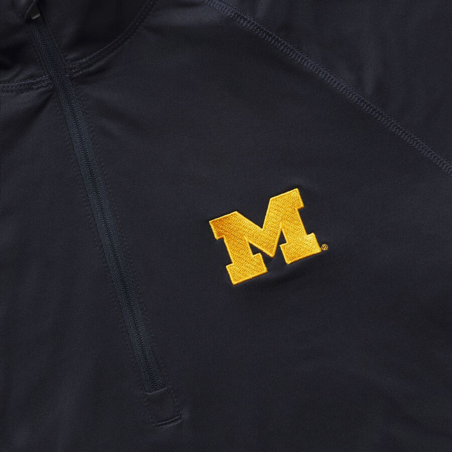 wolverine x valientes de la universidad de michigan sol-stop eco de la mitad zip